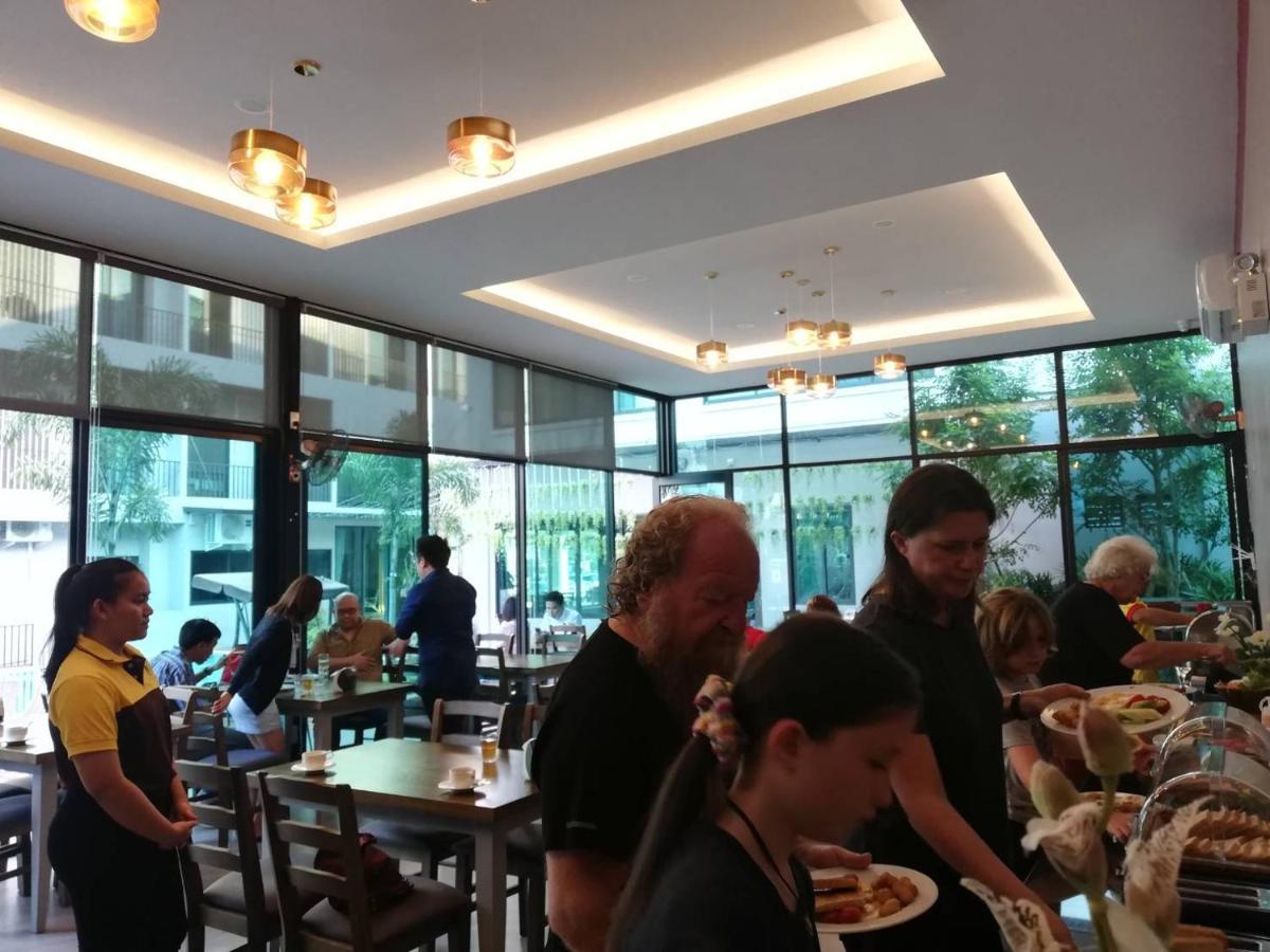 טראט J.P.Grand Hotel מראה חיצוני תמונה