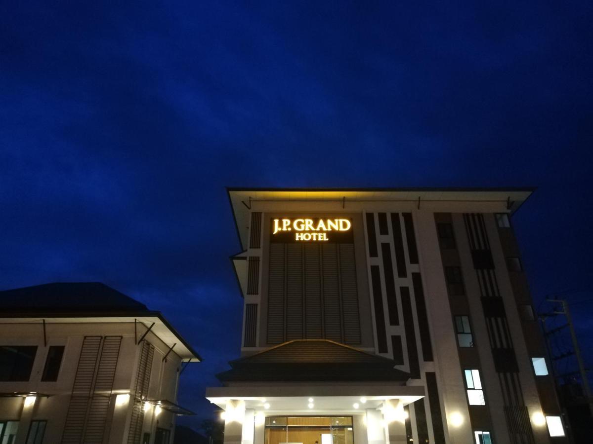 טראט J.P.Grand Hotel מראה חיצוני תמונה